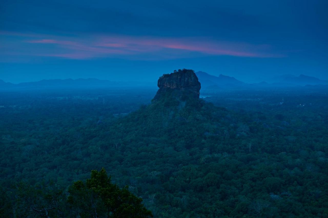 Hotel Sigiriya Exterior photo